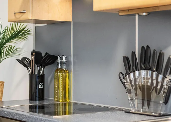 דירה Near Mariahilfer Strasse - 3 Minutes To U3 Metro - Monthly