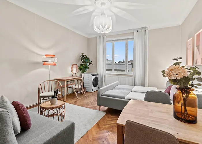 Near Mariahilfer Strasse - 3 Minutes To U3 Metro - Monthly *