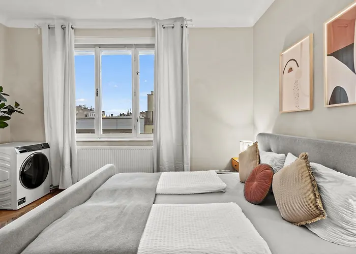 Near Mariahilfer Strasse - 3 Minutes To U3 Metro - Monthly *