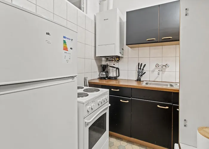 דירה Near Mariahilfer Strasse - 3 Minutes To U3 Metro - Monthly *