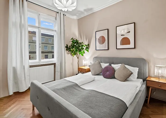 דירה Near Mariahilfer Strasse - 3 Minutes To U3 Metro - Monthly