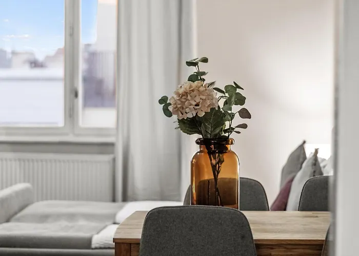 דירה Near Mariahilfer Strasse - 3 Minutes To U3 Metro - Monthly וינה