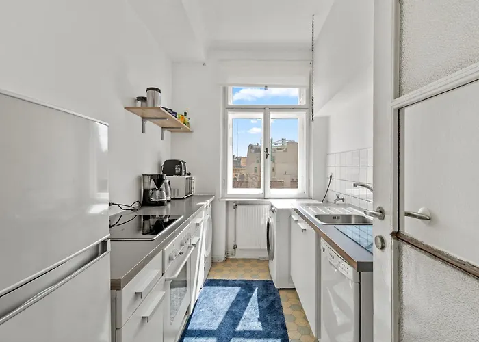 דירה Near Mariahilfer Strasse - 3 Minutes To U3 Metro - Monthly